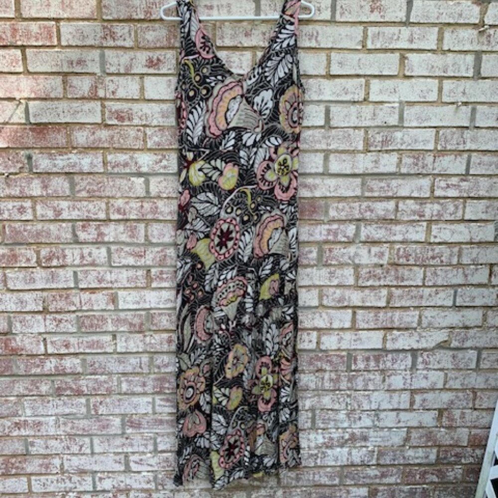 Print maxi sleeveless dress by Loft. Size medium